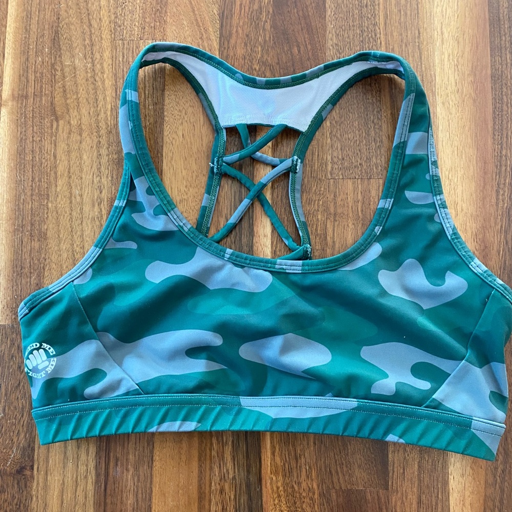 Camo Feed me fight me bra - Excellent condition